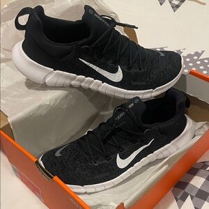 Nike Black and White Sneakers